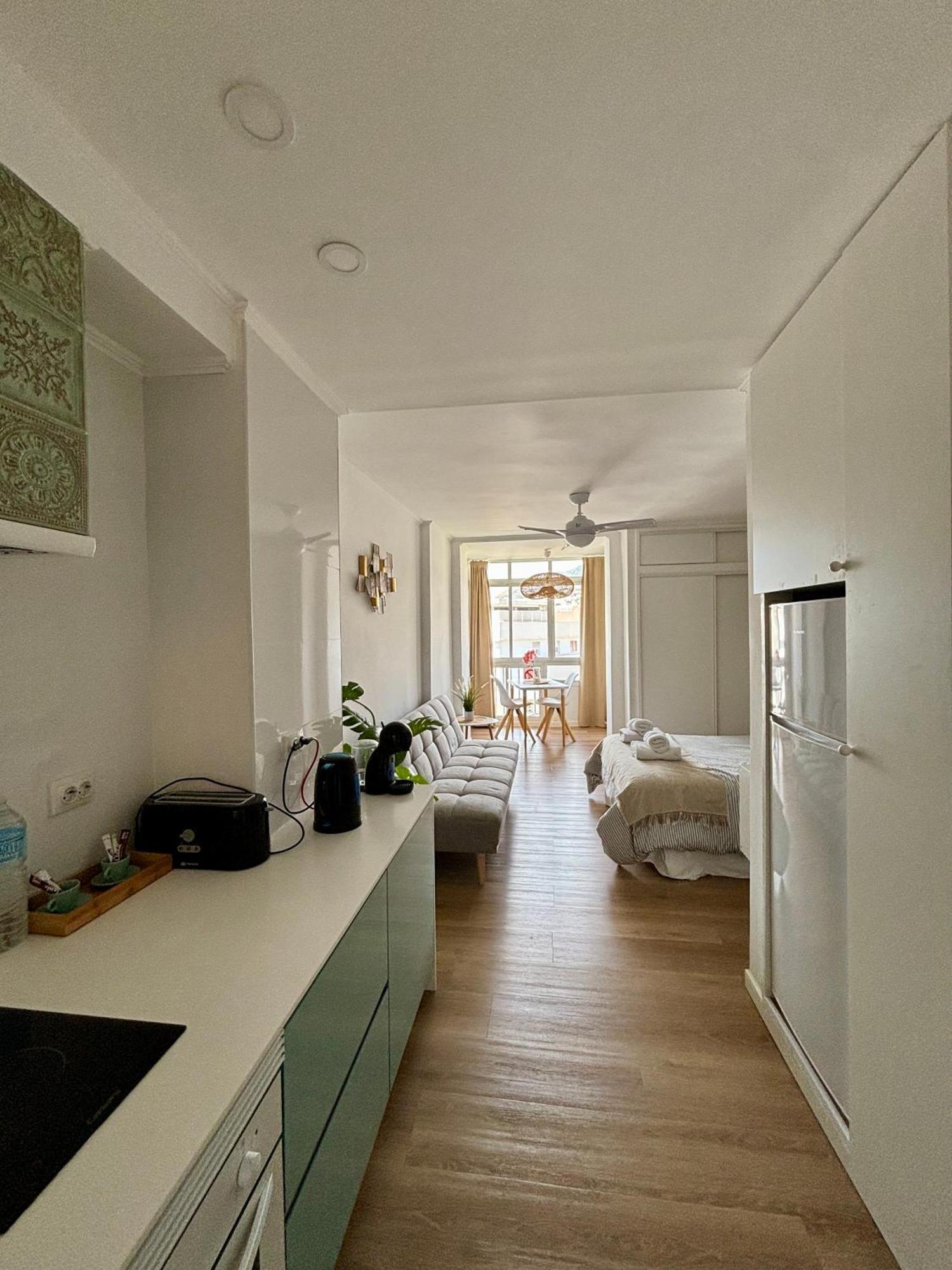 Ar Apartments - Central And Modern Apartment In Benalmádena Kültér fotó