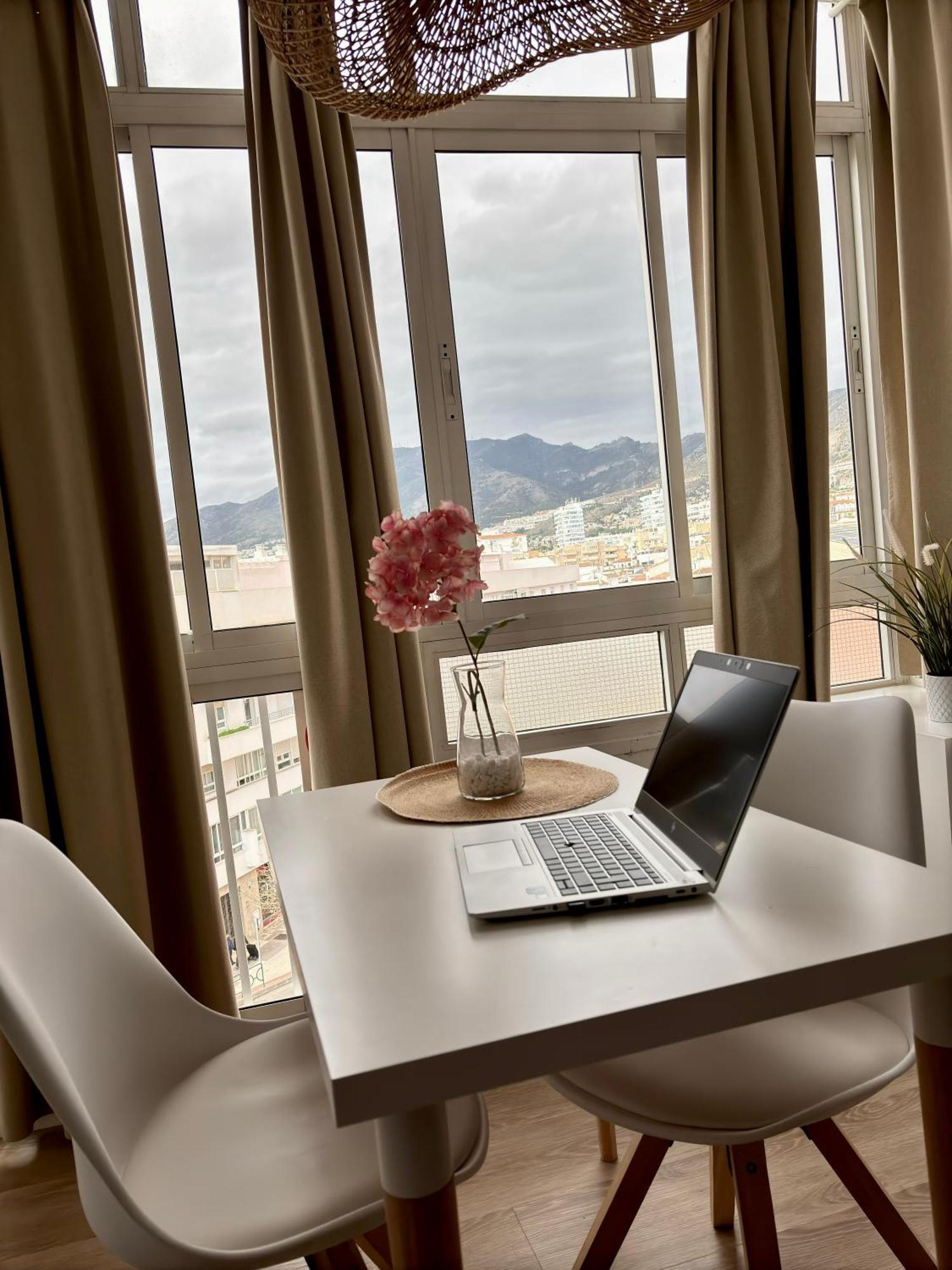 Ar Apartments - Central And Modern Apartment In Benalmádena Kültér fotó